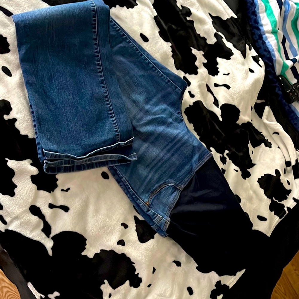 🌵💙 Maternity bootcut jeans💙🌵